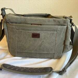 Think Tank Retrospective 7 V2.0 Olive Canvas Shoulder Bag, camera bag